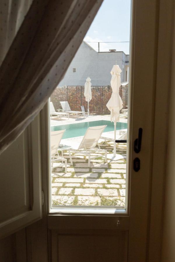 Dimora Graziana 1909 Bed & Breakfast โลโกโรตอนโด ภายนอก รูปภาพ